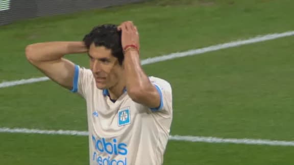 ¡Qué cerca! Pirueta espectacular de Alanis que tuvo el gol de Estudiantes de Río Cuarto