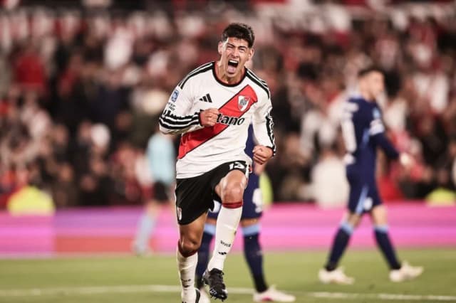 River venció 1 a 0 a Racing y llega en alza al Superclásico ante Boca