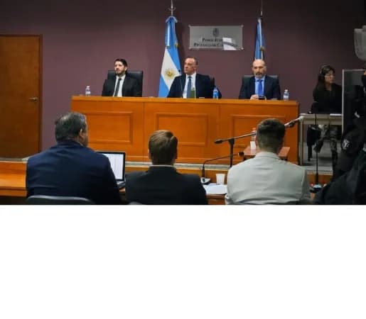 Comenzó el juicio contra un hombre por intento de homicidio y fuga con su hijo de 6 años y contra un abogado