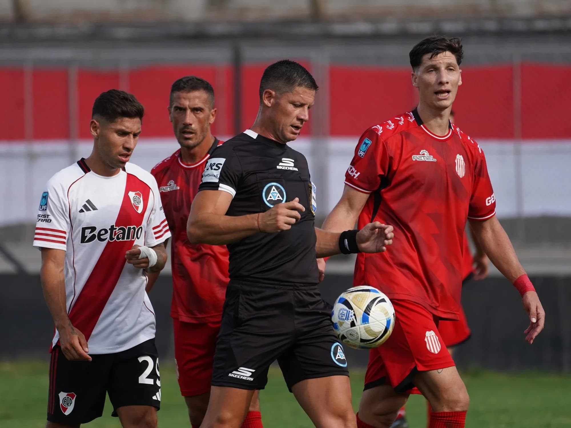 Un posteo inédito y más: cómo cayó en River la designación del árbitro y el VAR para el superclásico