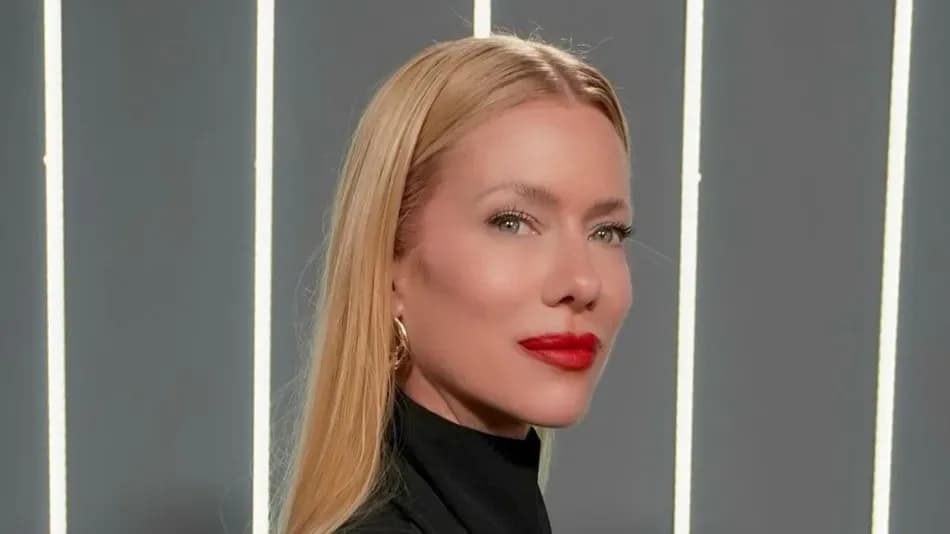 Nicole Neumann marcó tendencia con un abrigo de lino que es perfecto para los días templados