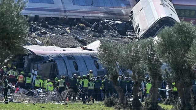 Choque de trenes en España: murió una sanjuanina de 32 años y los equipos todavía buscan a un argentino