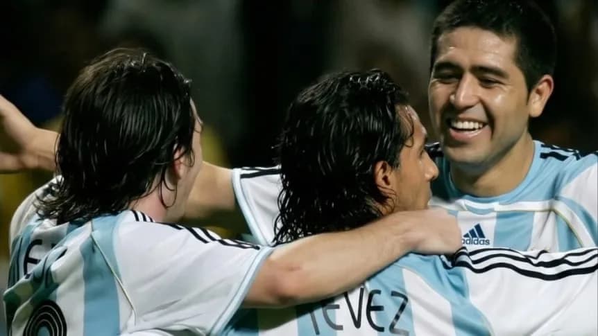 Tevez confirmó a Messi y Riquelme para su despedida: la reacción de Ferdinand que causó furor en Boca - TyC Sports