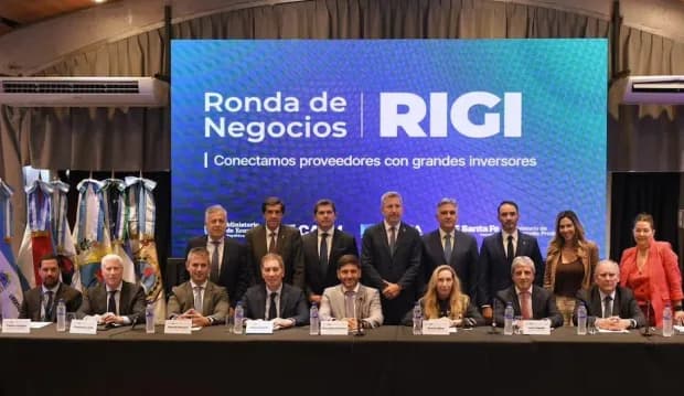 JP Valdés participó de la cumbre empresarial del RIGI en Rosario