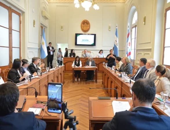El Concejo capitalino analiza la adhesión a la emergencia hídrica y climática