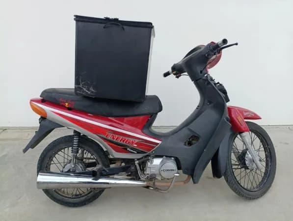 Recuperaron una moto robada y demoraron al presunto autor del hecho