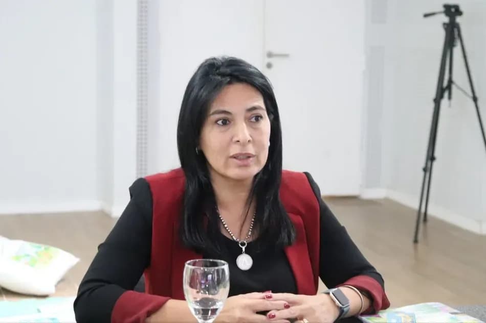 Femicidio de Nancy Godoy: la ministra Ana Miño rompió el silencio, confirmó un sumario interno y la relocalización de escuelas rurales