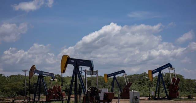 El petróleo vuelve a subir fuerte y llega a US$ 117 tras nuevos ataques de Irán en el Estrecho de Ormuz