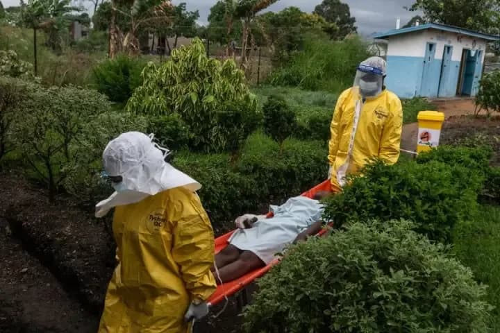 El brote de ébola en Congo ya supera los 5.000 muertos