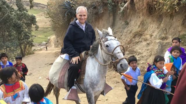 León XIV: de su misión en Perú a la devoción mariana de Corrientes