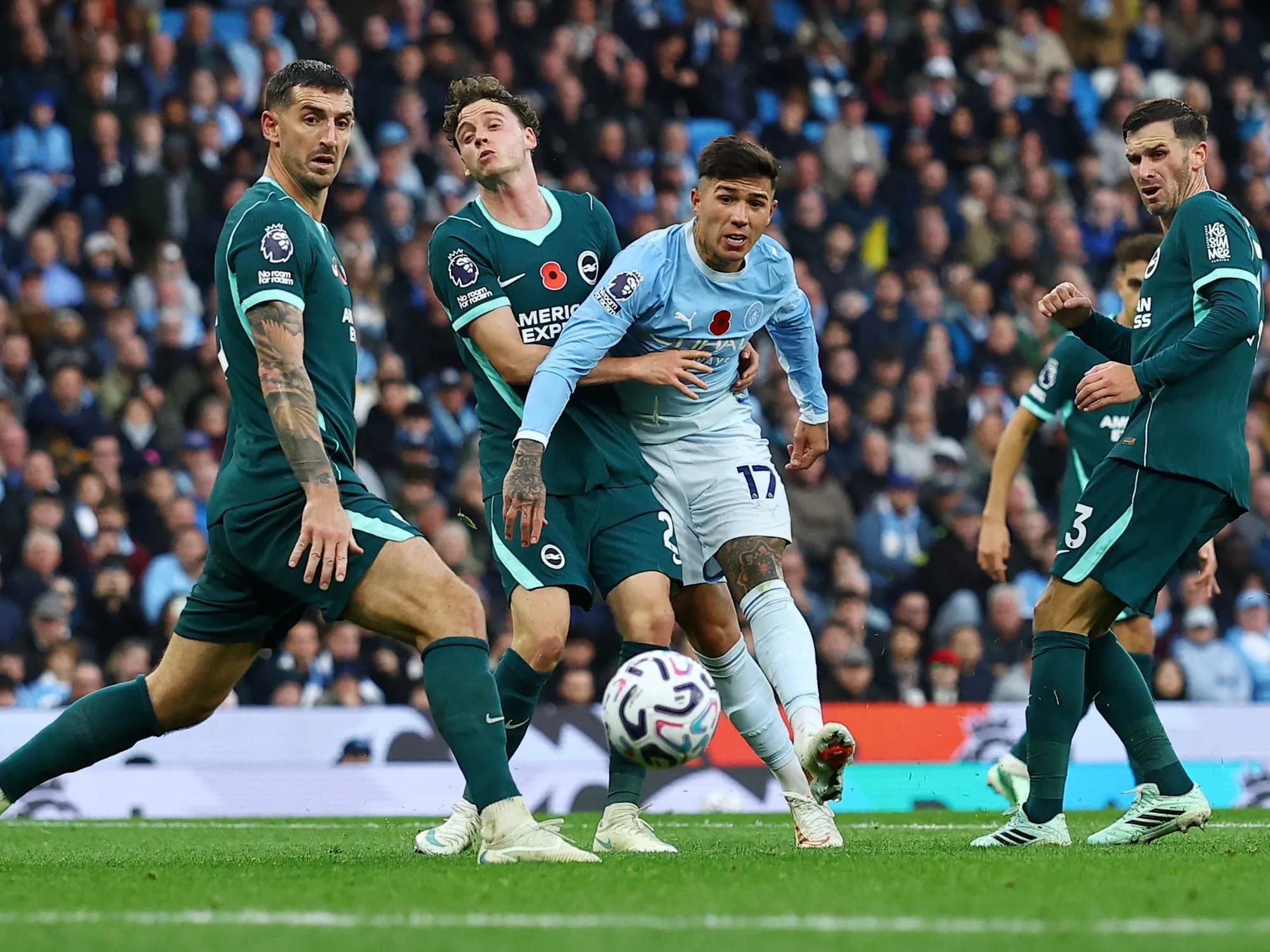 El City de Enzo perdió con el Brighton y le dejó servida la punta de la Premier al Arsenal