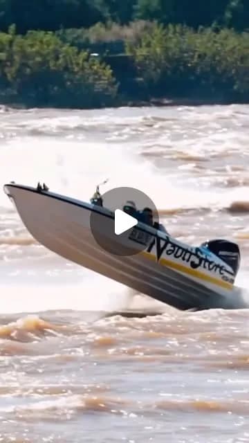 Portada de video: "Se empieza a sentir… La Fiesta Nacional del Surubí ya está por comenzar.