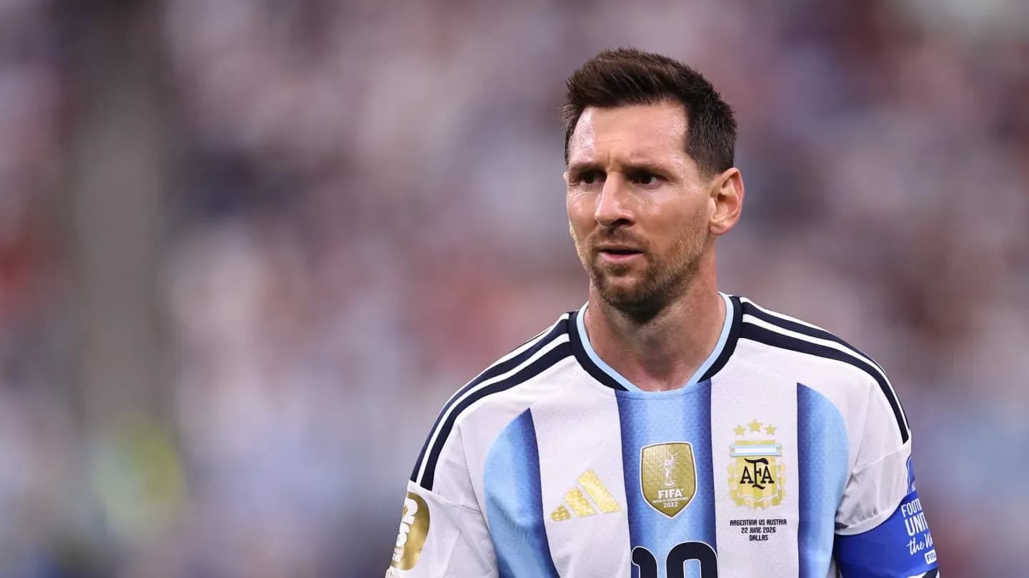 Un jugador de Inglaterra se rindió ante Messi: "Es el mejor futbolista de todos los tiempos" - TyC Sports