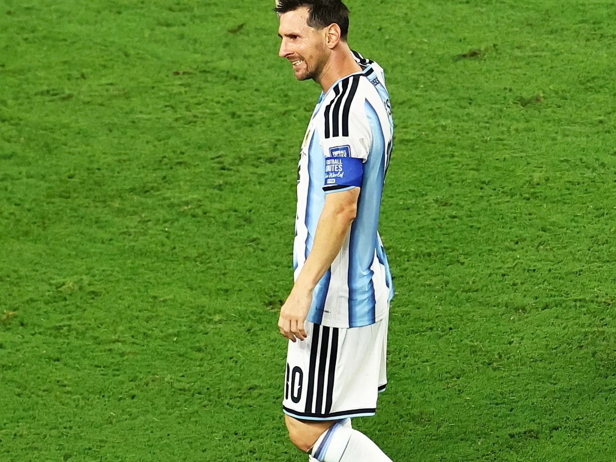 Messi: otra vez gigante ante la adversidad