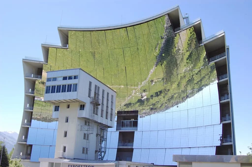 La instalación solar más potente del mundo está en los Pirineos, alcanza 3.500 °C y no es una central eléctrica