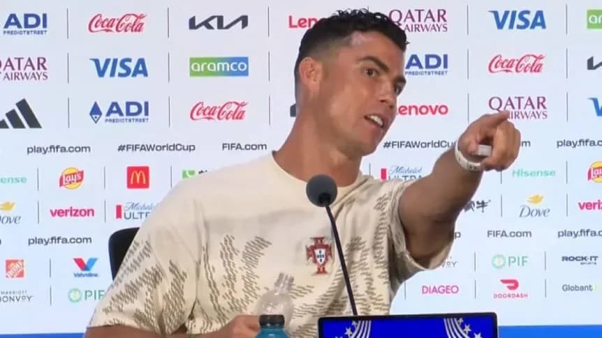 Cristiano Ronaldo hizo un importante anuncio en el Mundial y desafió a un periodista por criticarlo - TyC Sports