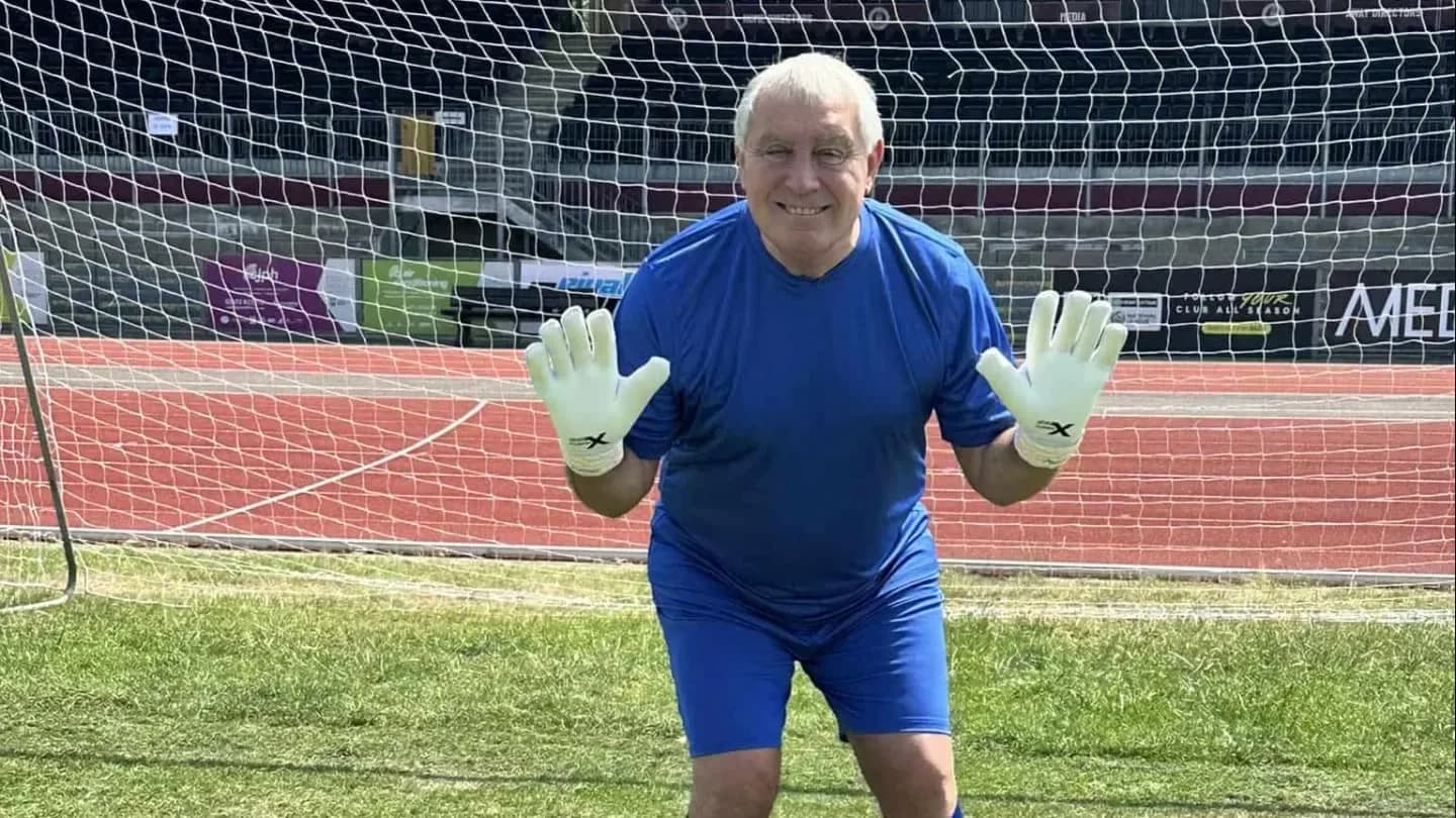 El ridículo posteo de Shilton en la vuelta de Inglaterra al Azteca: "En el 86 nos robaron los dos goles" - TyC Sports