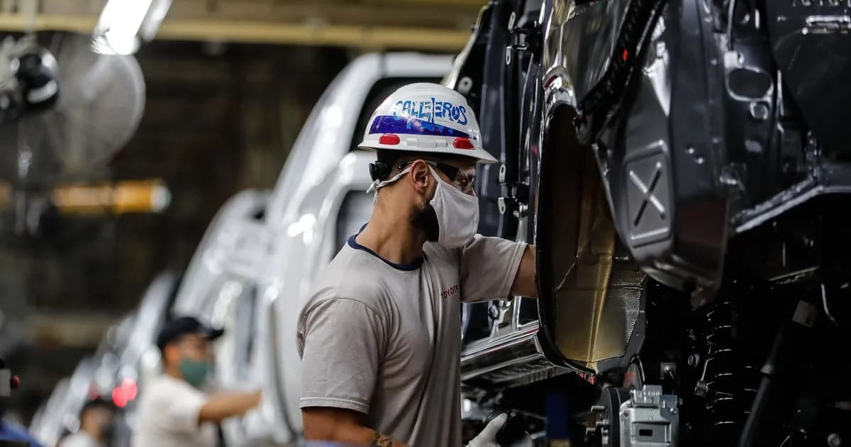 Las dos caras de la industria: la actividad local no levanta cabeza, pero las exportaciones crecen 13%