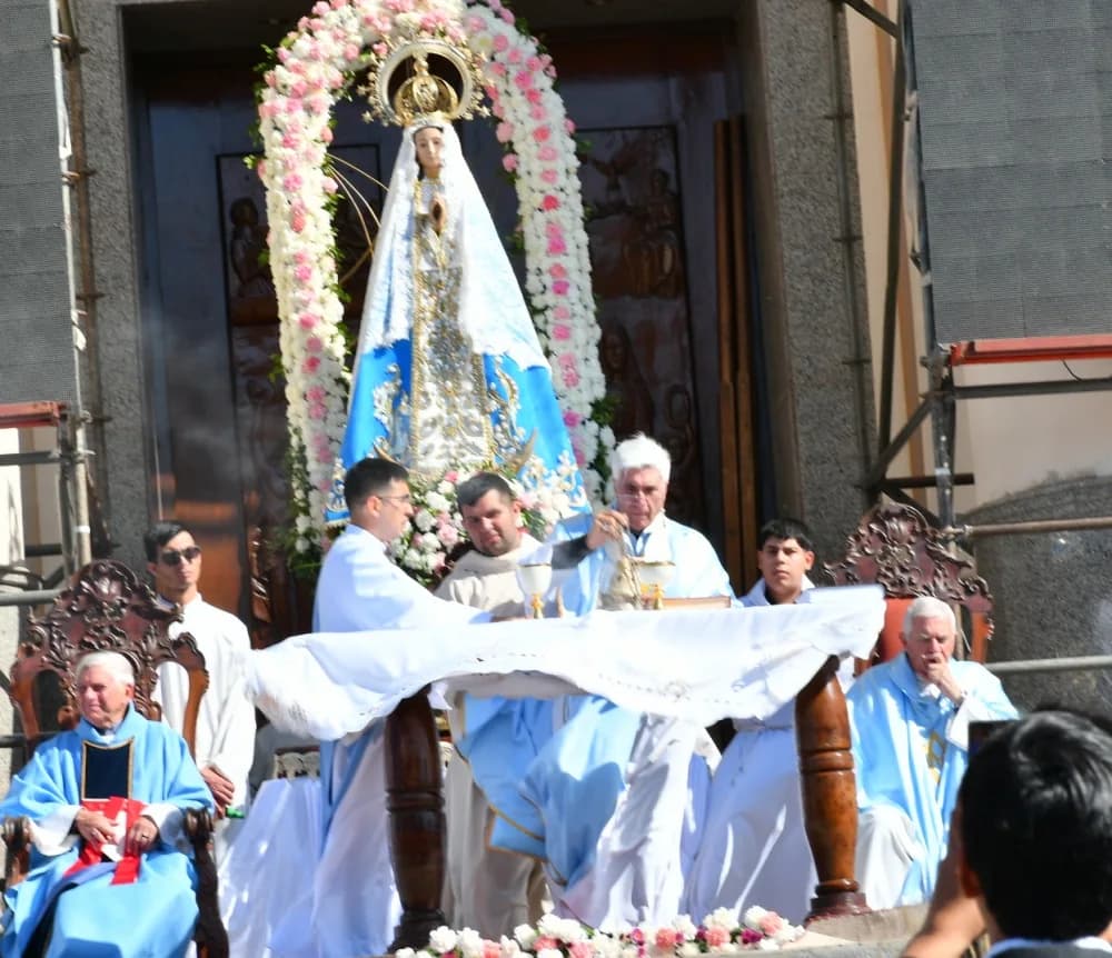 El Gobierno participó de la Coronación de la Virgen de Itatí