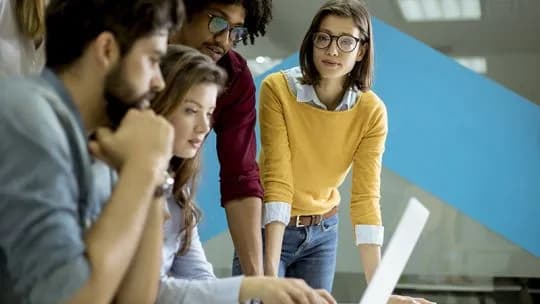 Generación Z: ¿vivir para trabajar o trabajar para vivir?