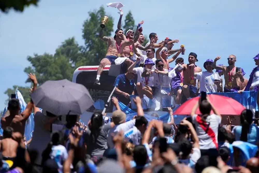 Milei confirmó que habrá feriado nacional por los festejos de la Selección Argentina