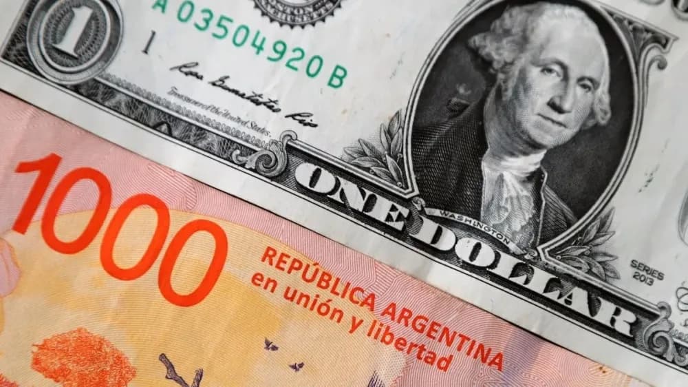 Habilitan cuentas sueldo en dólares para que empresas puedan pagar salarios