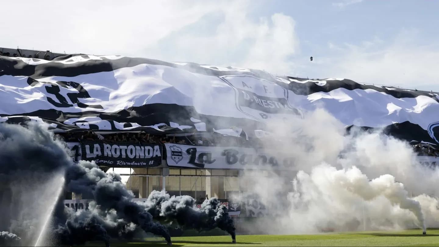 Boca visita por primera vez el Guillermo Laza, un estadio complicado para los grandes - TyC Sports