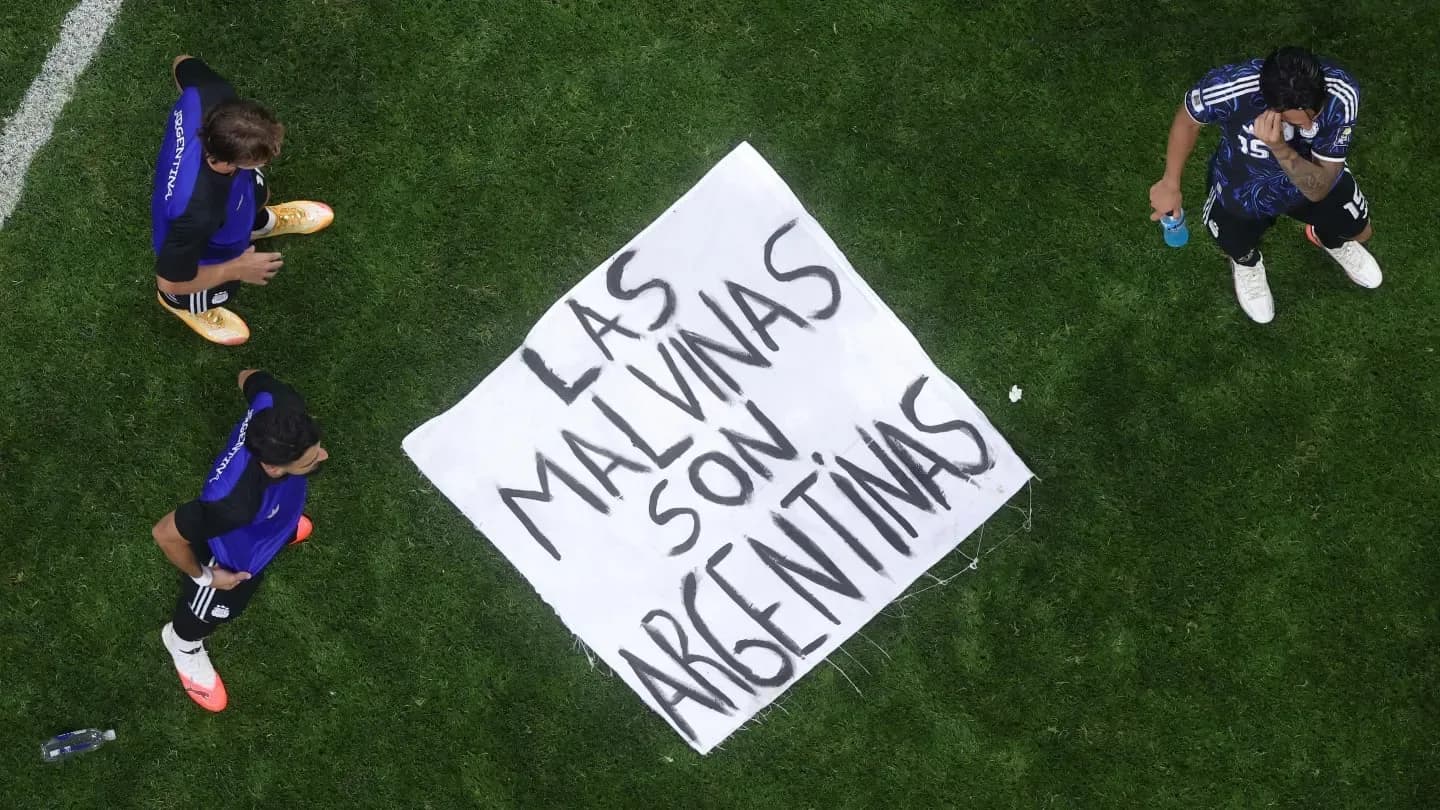 FIFA le abrió un expediente a la Selección por la bandera de Malvinas y los incidentes en la final - TyC Sports