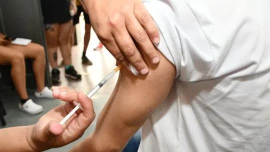 Dengue en Chaco: quiénes pueden vacunarse y dónde se aplica la dosis