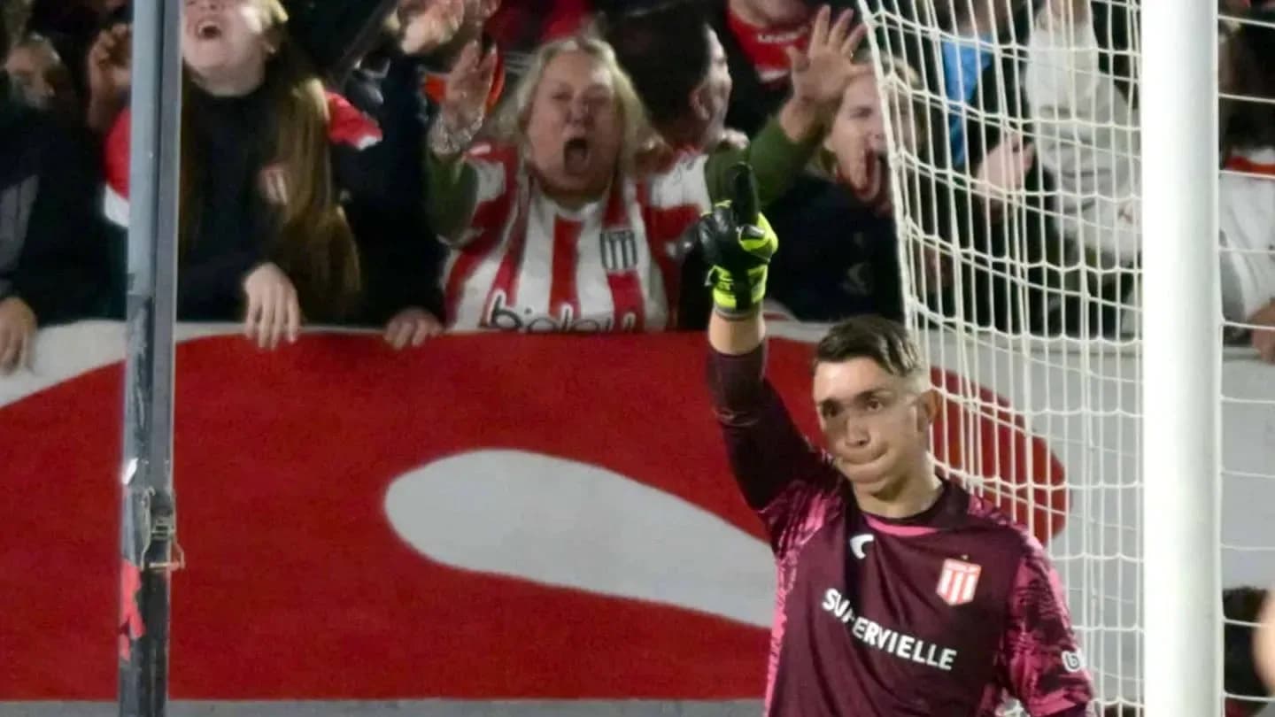 Muslera se sacó la mufa: penal atajado y ovación en la goleada de Estudiantes - TyC Sports
