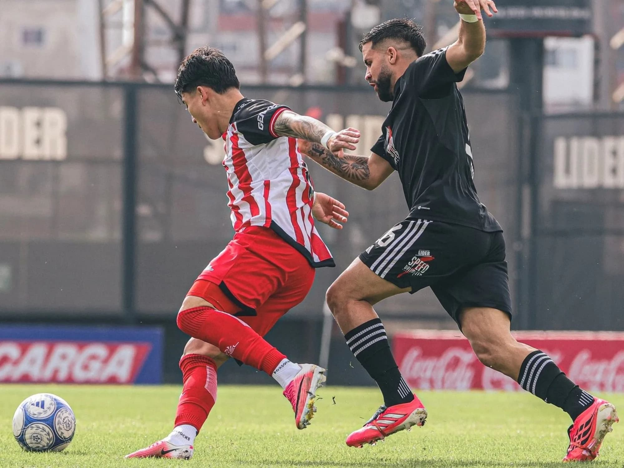 Barracas empata ante Riestra en un partido chato