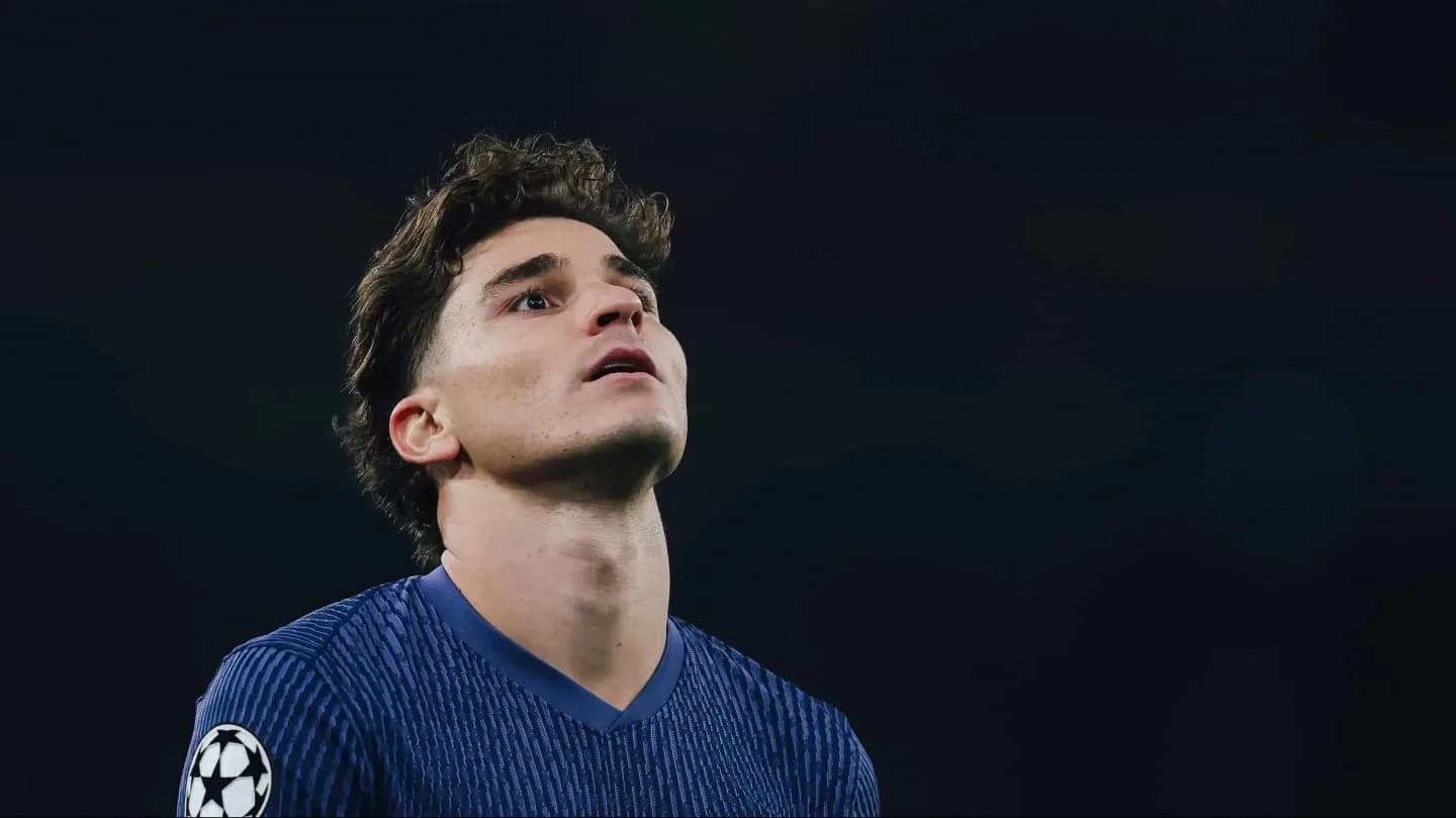 Julián Álvarez se entrena con normalidad en el Atlético mientras se define su futuro: se le cerró la puerta de un grande de Europa - TyC Sports