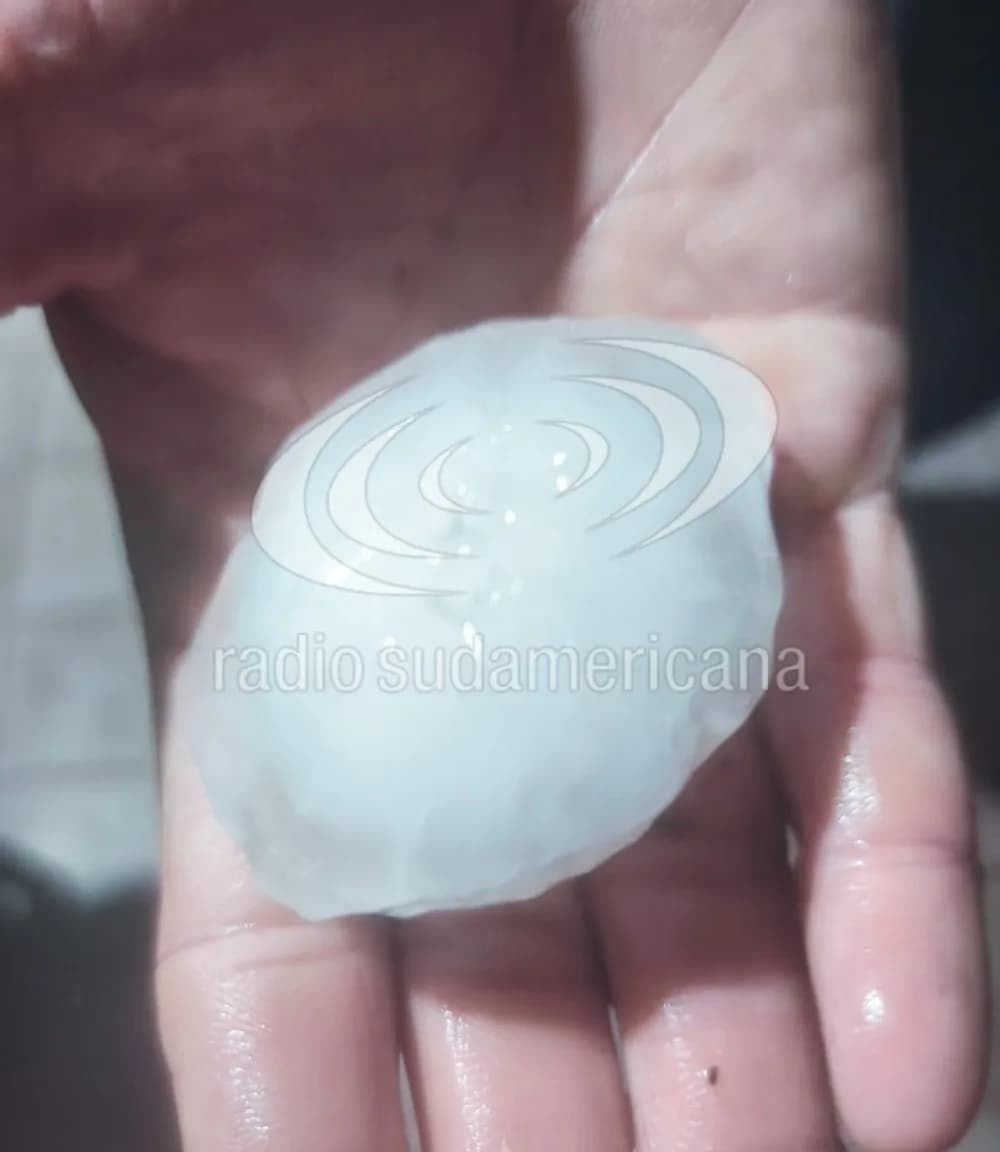 Portada de video: Granizada en Corrientes: imágenes del temporal que afectó a la zona