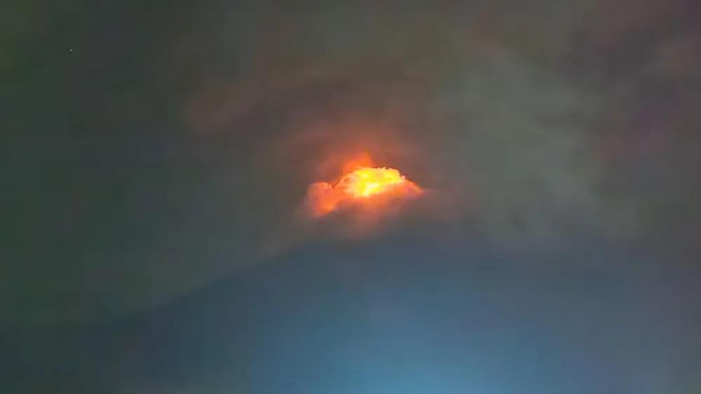 Guatemala en alerta naranja por el volcán de Fuego: cenizas llegan a 6000 metros de altura