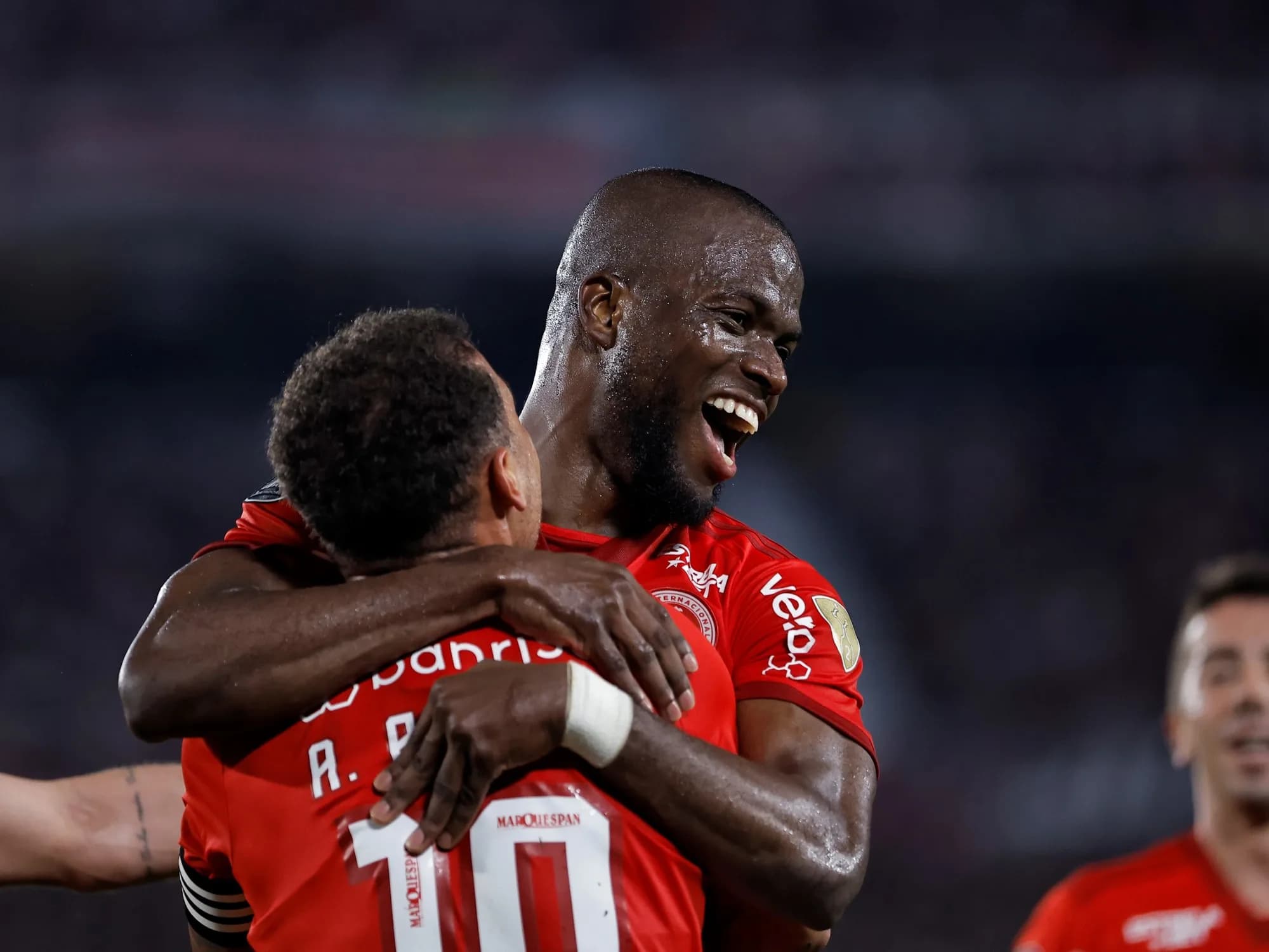 La bomba Enner: más de 200 goles, leyenda en Mundiales y un festejo clave contra River
