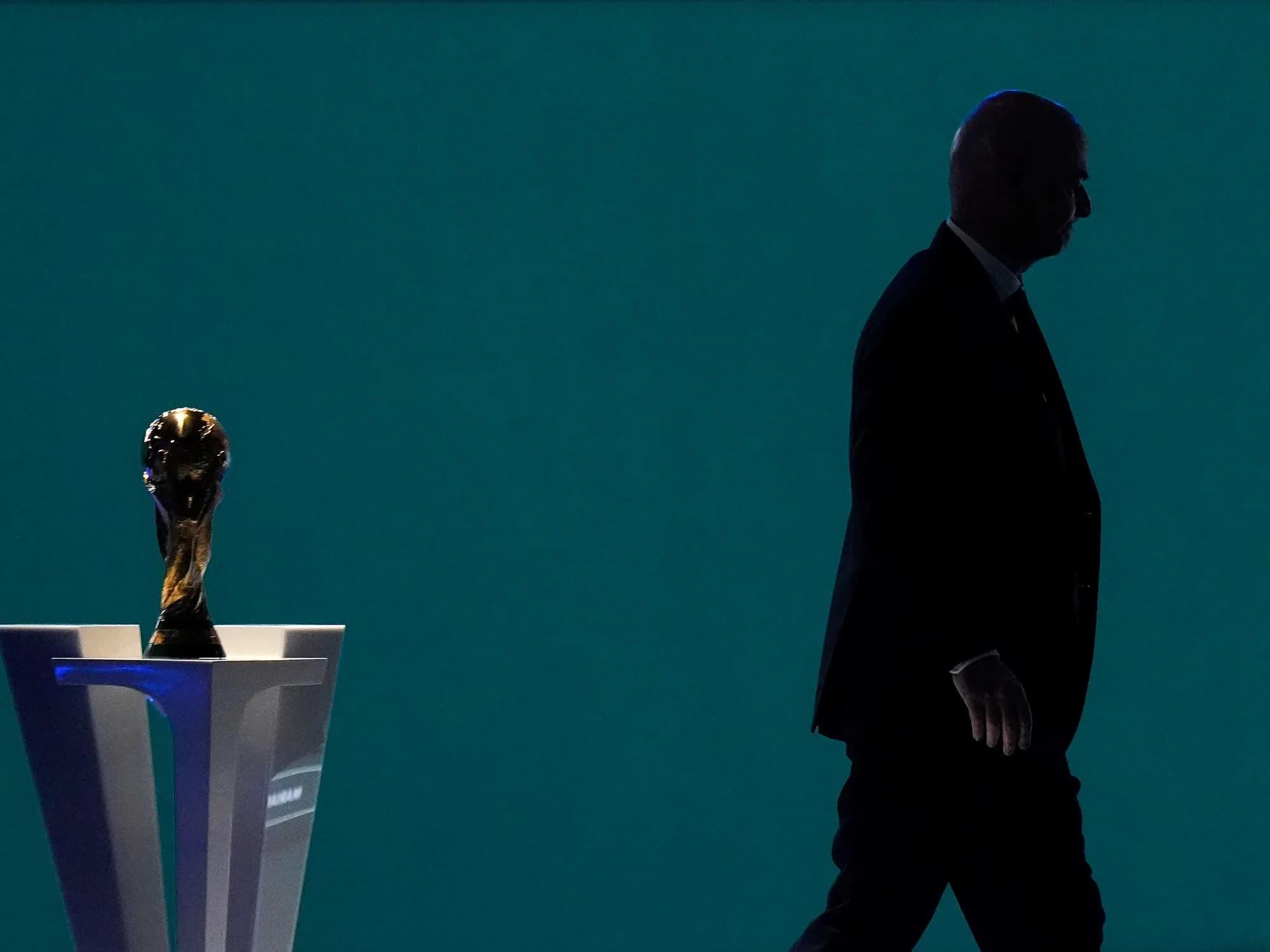 Gianni Infantino convocó a a los altos mandos de la FIFA a una reunión de crisis en Rabat