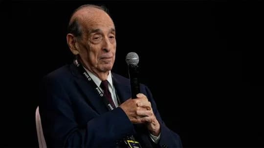 Ricardo Arriazu: "Pedir devaluar es como si el petiso pidiera cambiar el metro para medir más"