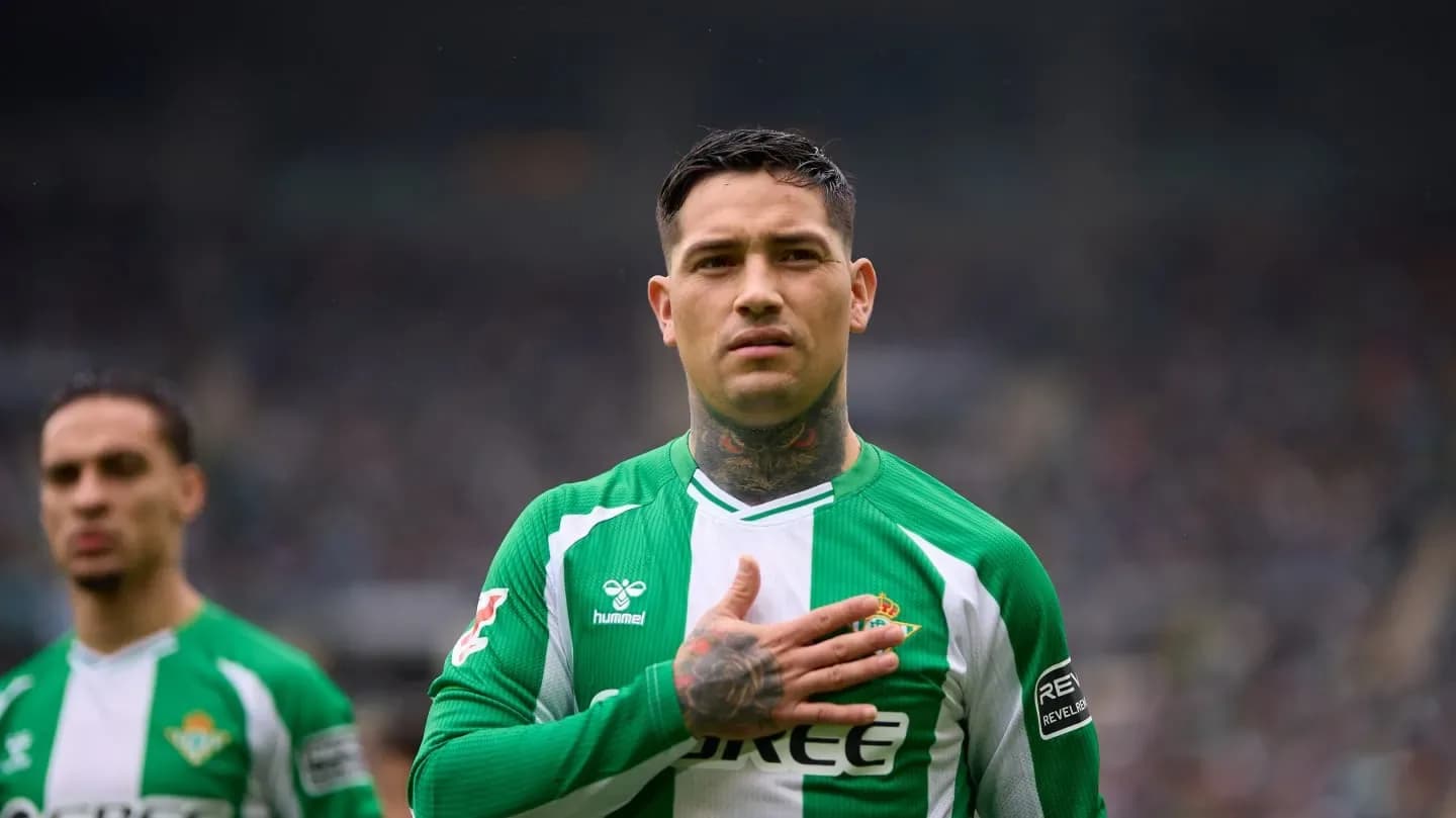 Con Boca a punto de cerrarlo, otro club de Primera se metió por Chimy Ávila - TyC Sports