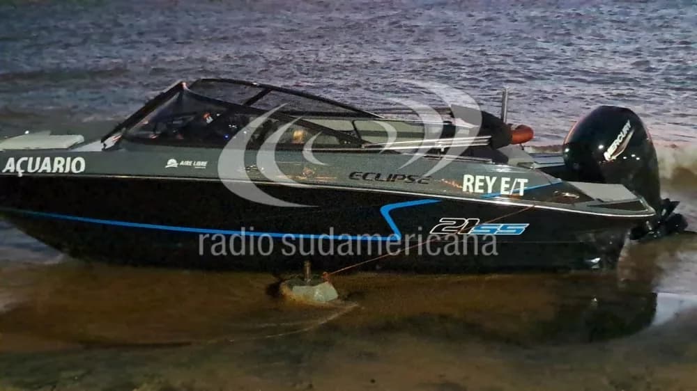 Buscan a un joven que intentó sujetar su lancha y fue arrastrado por el río Paraná