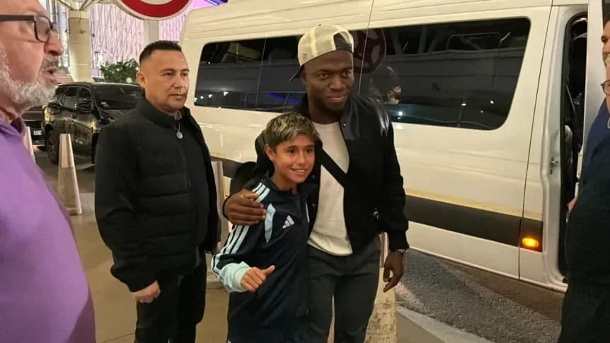 Valencia llegó a Argentina para sumarse a Boca: revisión, firma y cuándo podría debutar - TyC Sports