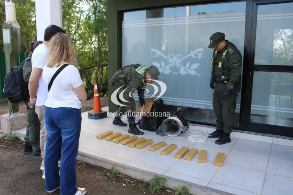Puente Belgrano: incautan 12 kilos de marihuana ocultos en un tacho