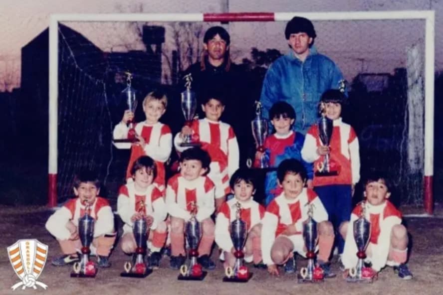 Murió Jorge Messi: la foto retro que compartió el primer club de Leo para despedir a su padre