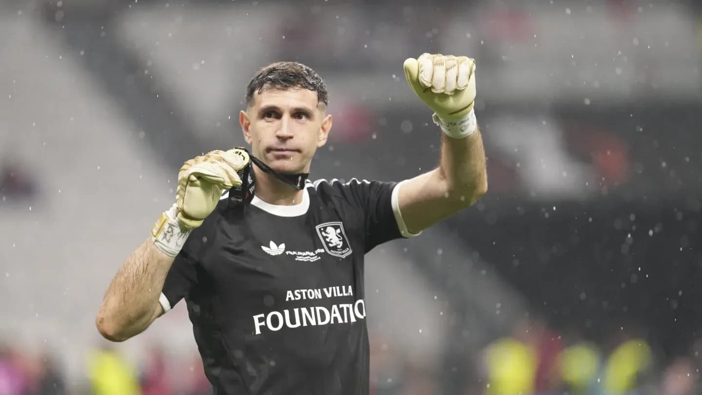 Dibu Martínez se pierde la Supercopa de Europa entre Aston Villa y PSG - TyC Sports