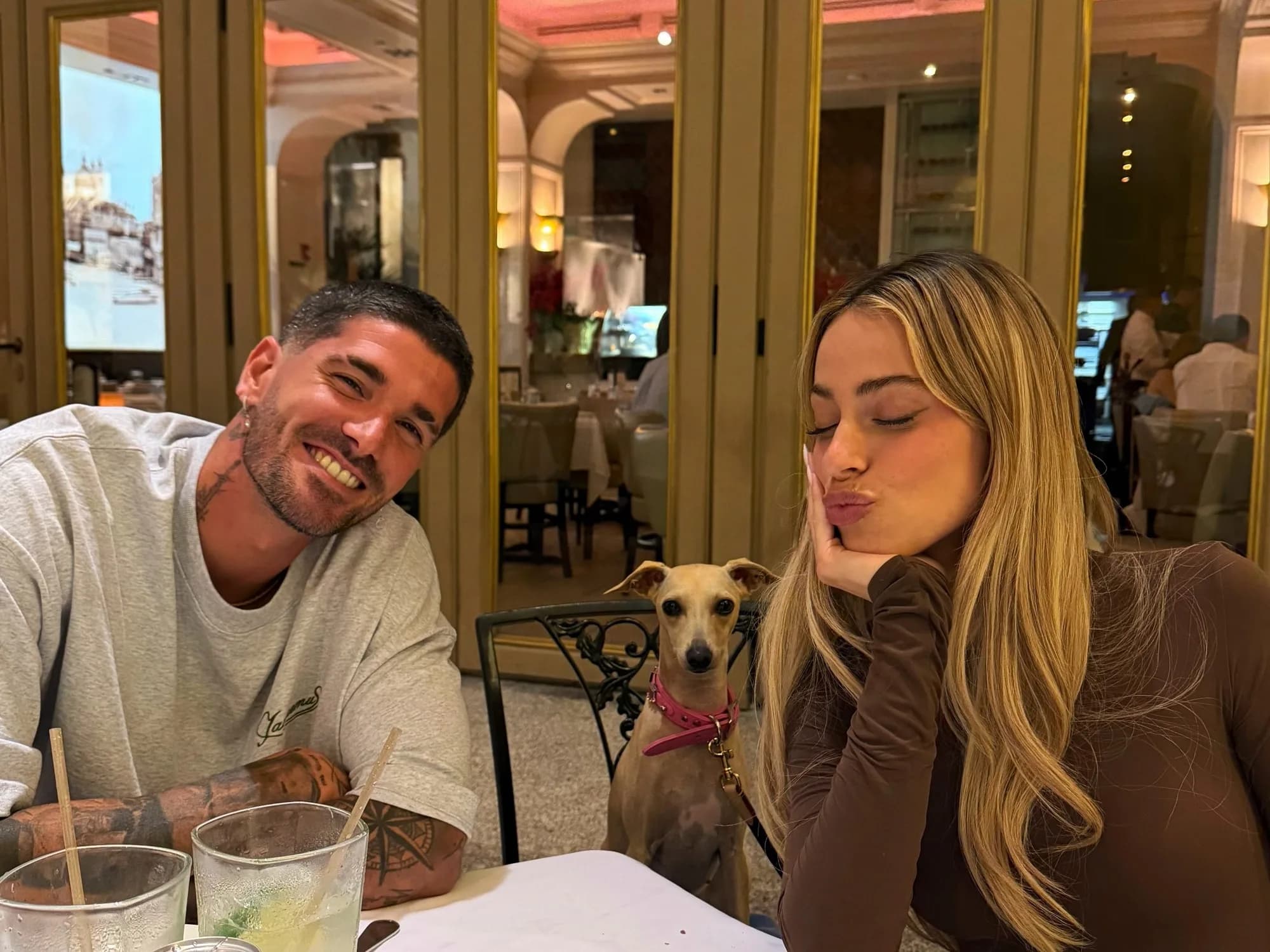 Tini Stoessel confirmó que se casa con De Paul
