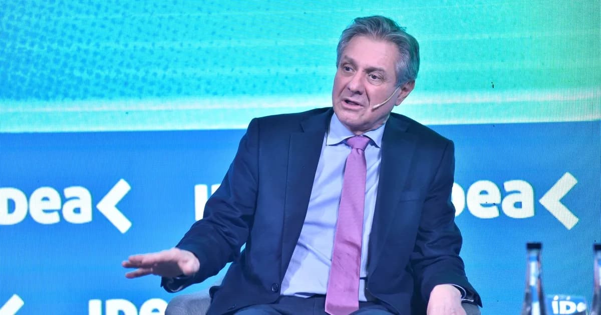El dos de Caputo anticipó que el Banco Central comprará otros US$ 10.000 millones antes de las elecciones