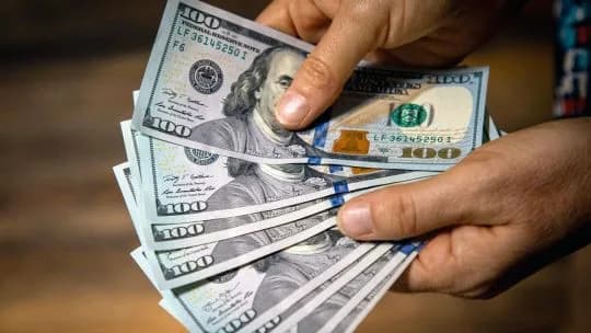A cuánto cotiza el dólar blue hoy, jueves 13 de agosto