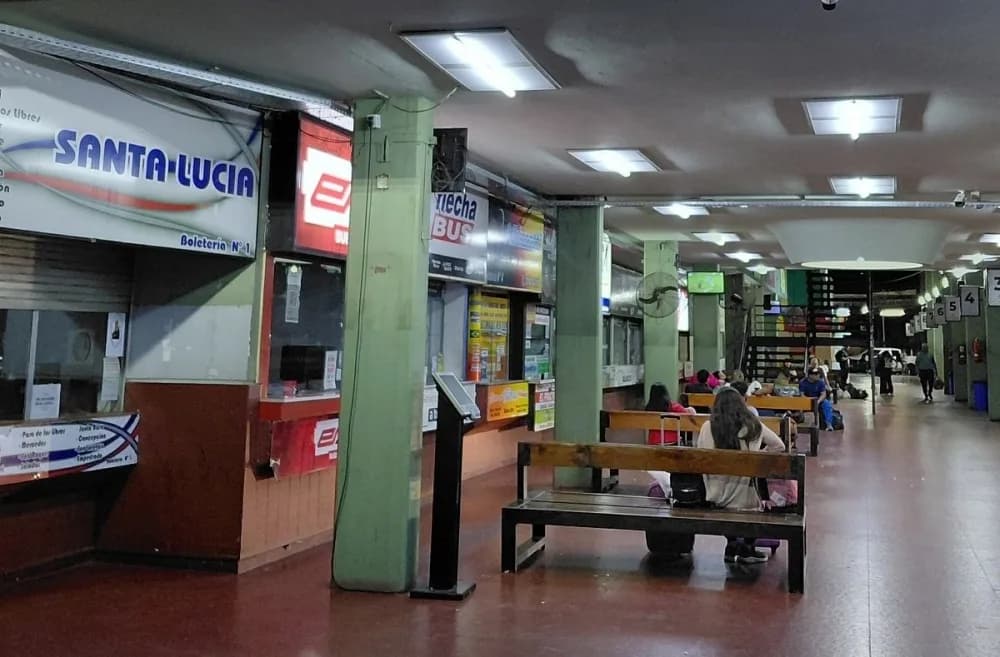 UTA anunció paro de colectivos de corta y media distancia en todo el país