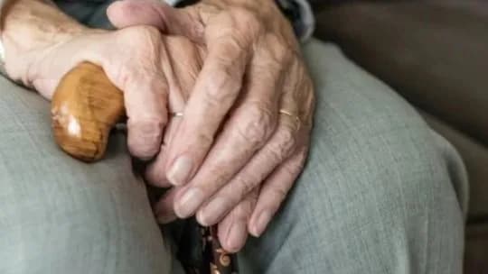 Aún con el bono y el aumento, las jubilaciones mínimas de ANSES en septiembre no llegarian a 500 mil pesos