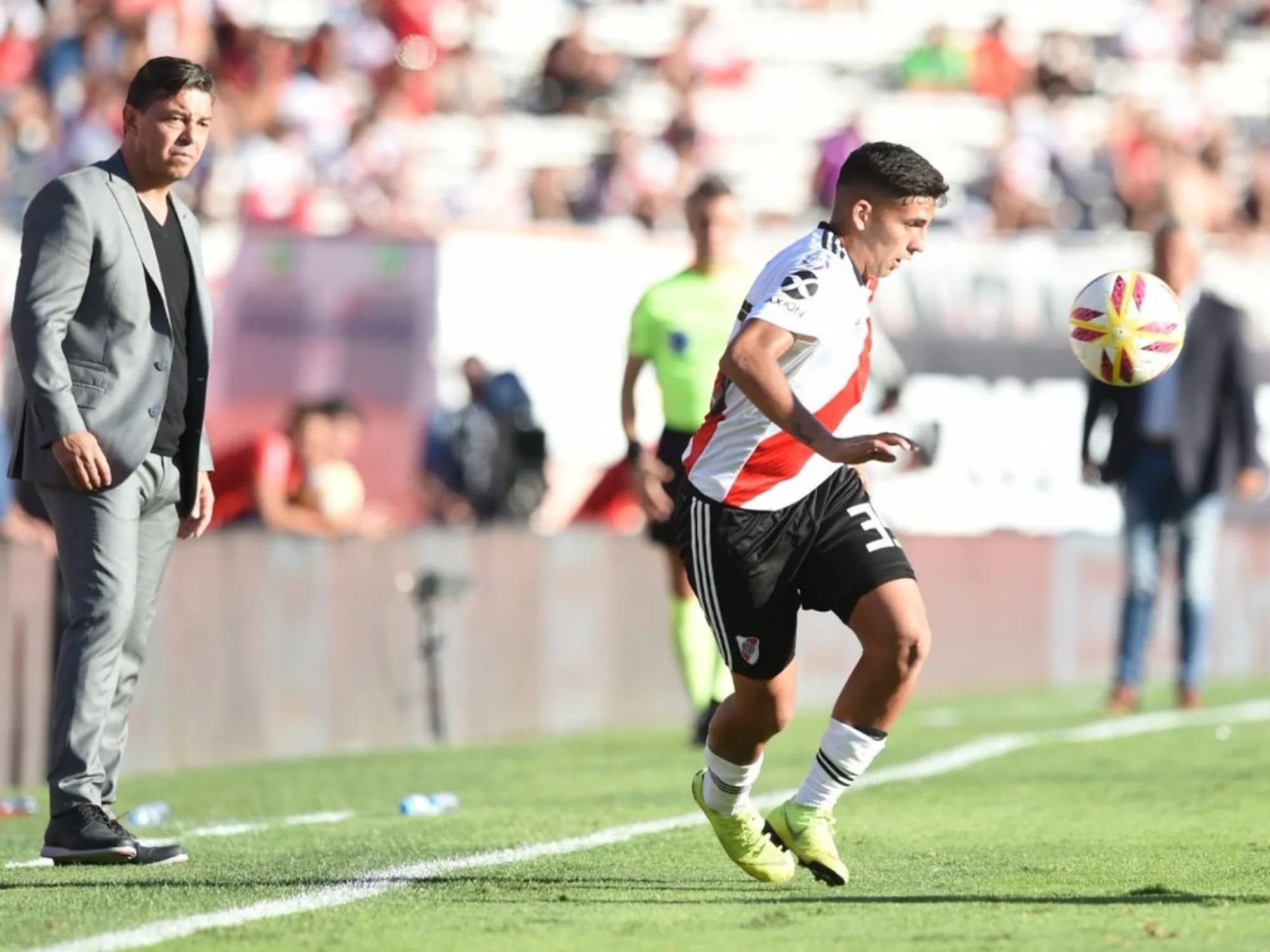 Debutó en River, ya lo amargó con un gol y volverá al Monumental