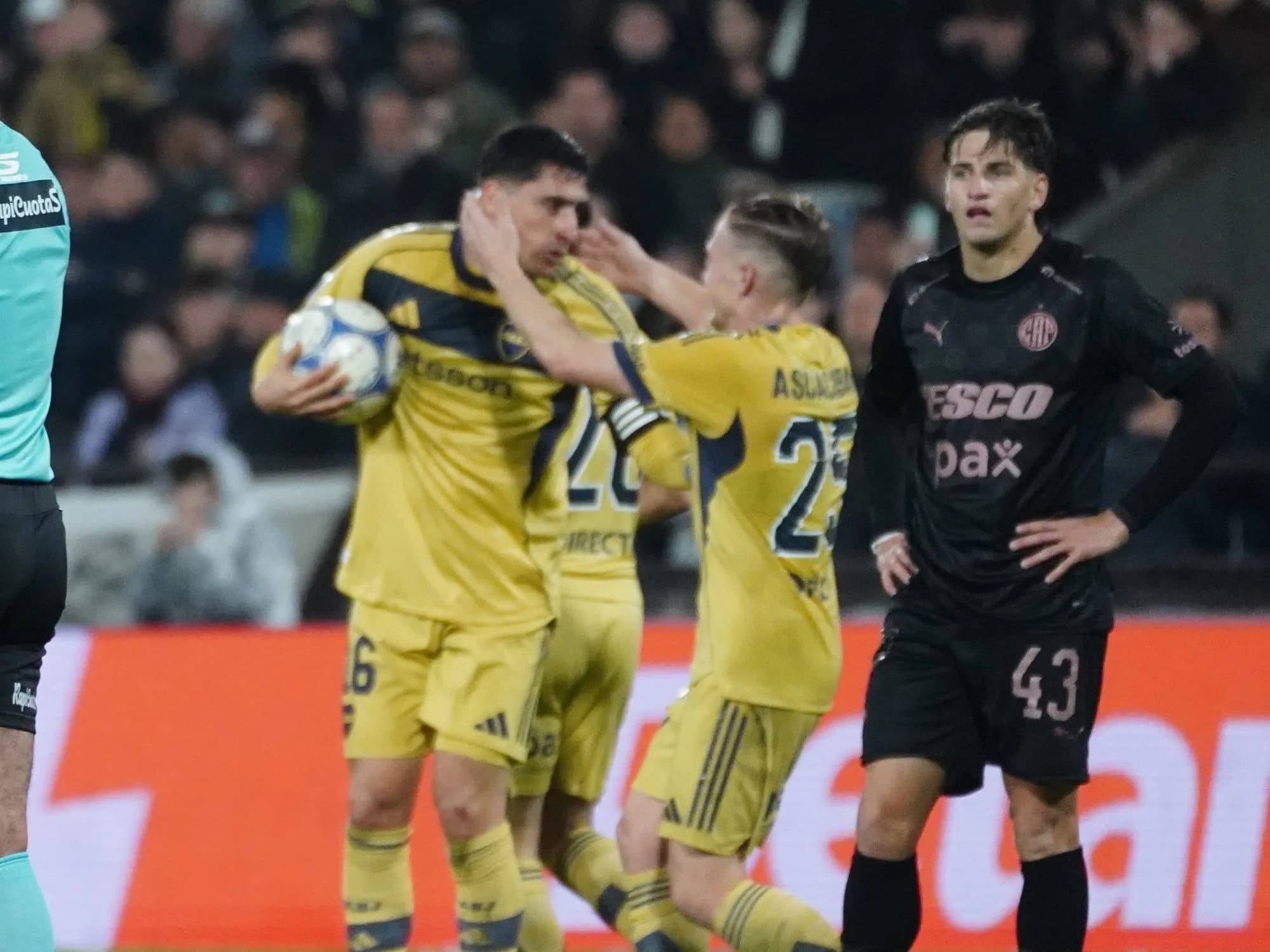 Video: el gol de Merentiel entrando desde el banco, para el empate de Boca
